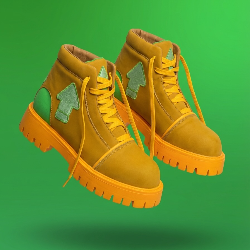 Green Pointed-Toe Yellow Chukka Boots