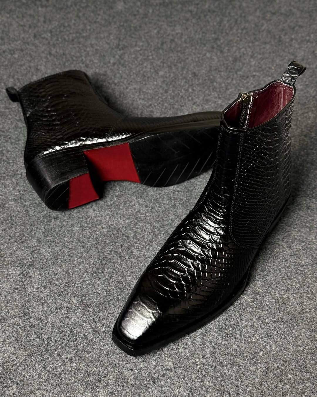 Struthers Crocodile Chelsea Boot