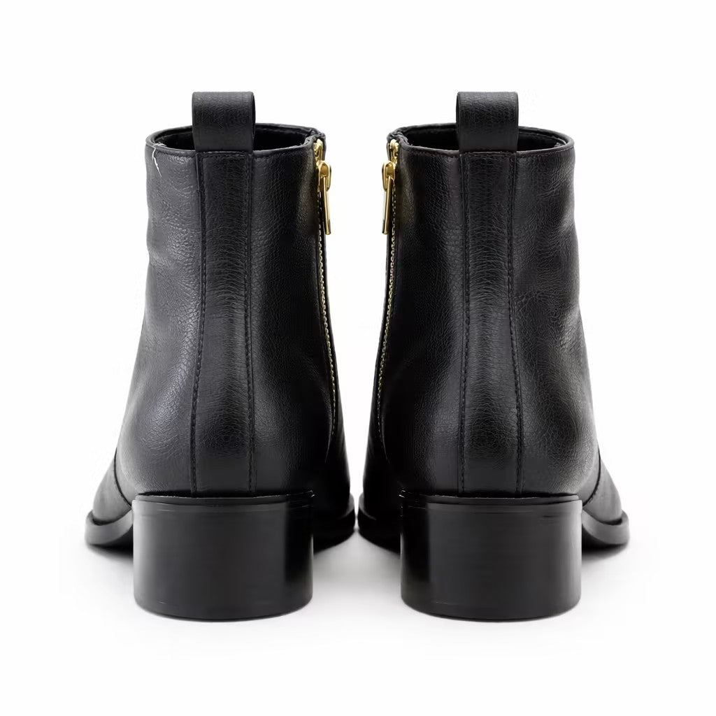 Silver-Tipped Gemstone Zipper Chelsea Boots