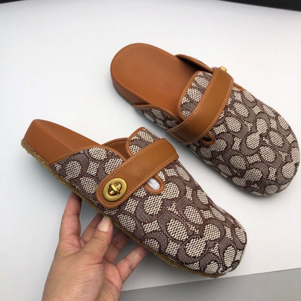 Denim Round-Toe Slippers