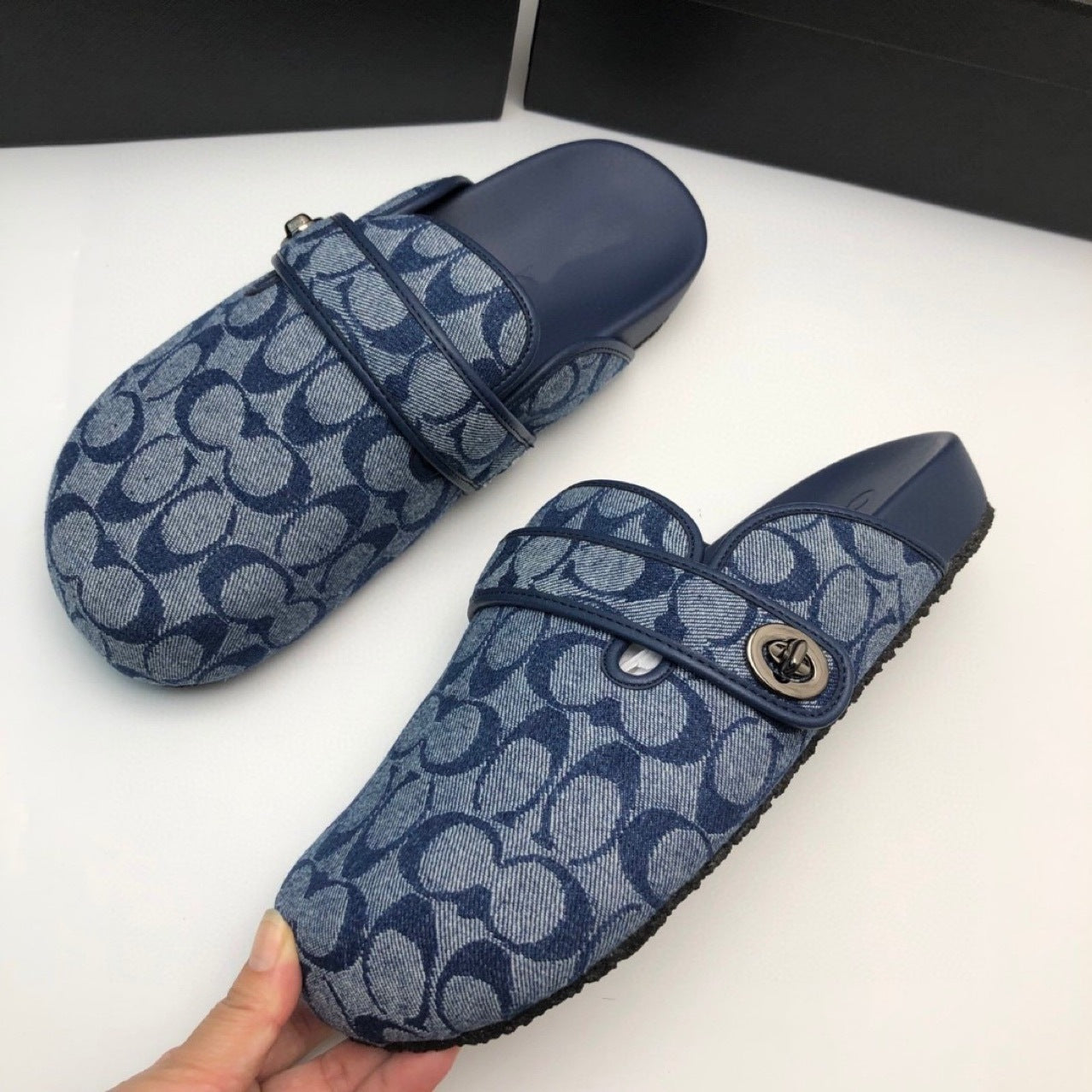 Denim Round-Toe Slippers