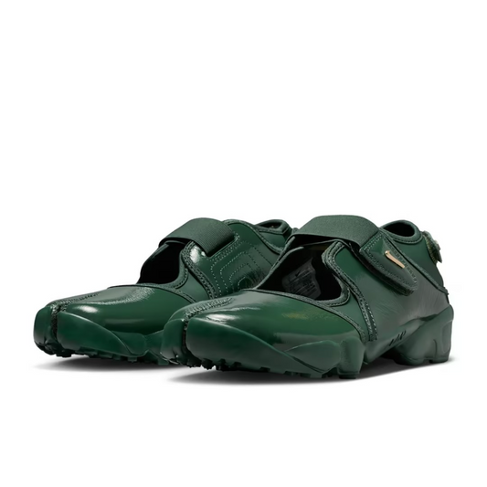 Green Split-Toe Sneakers