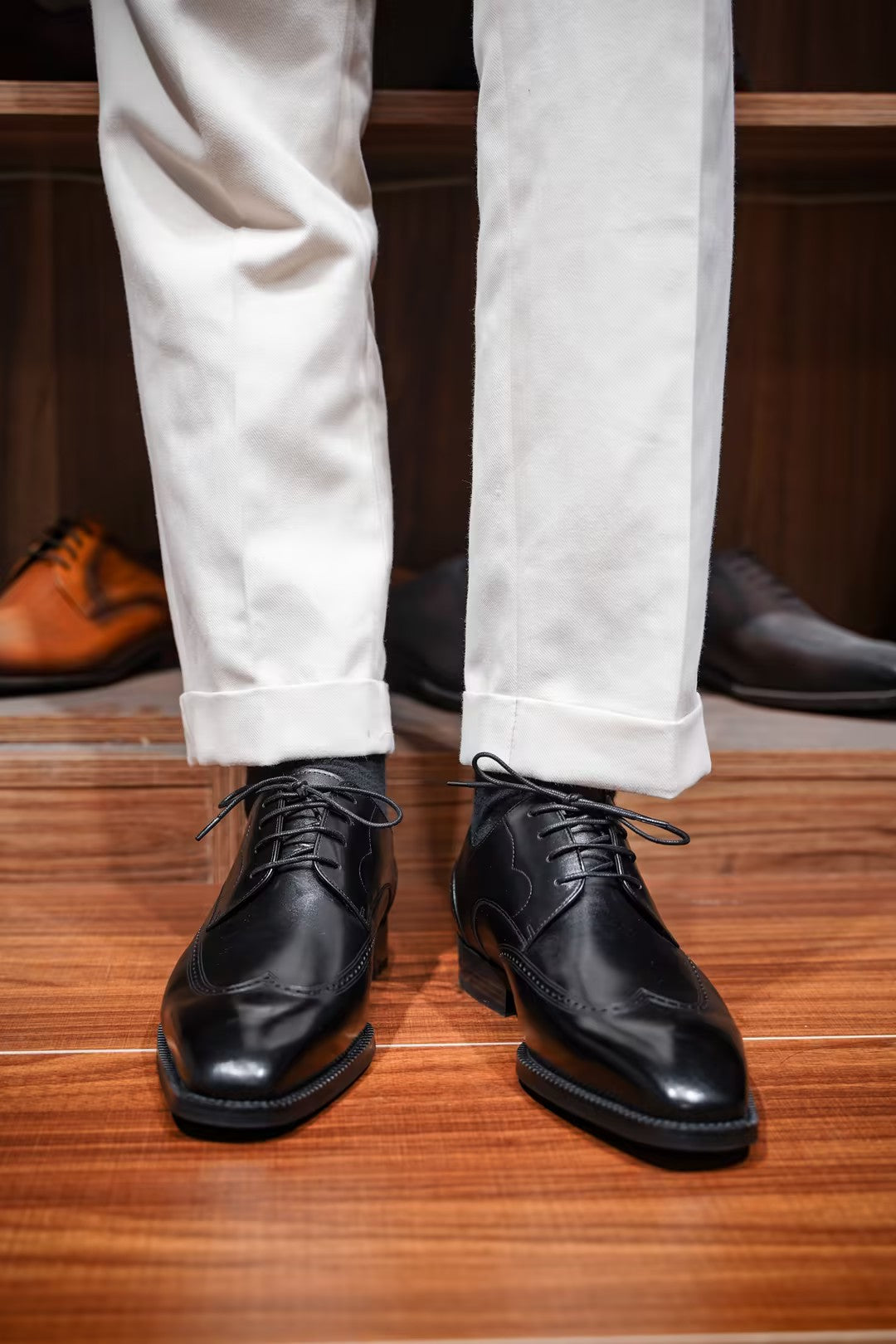 Block-embossed Leather Shoes