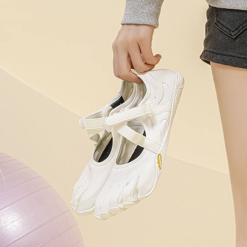 Toe Separation Training Shoes